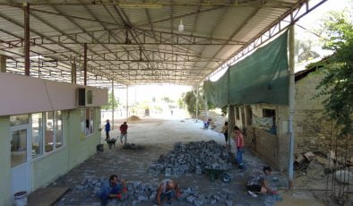 Dereağzı Mahallesi’nde çok amaçlı sosyal alan zemini yenilendi
