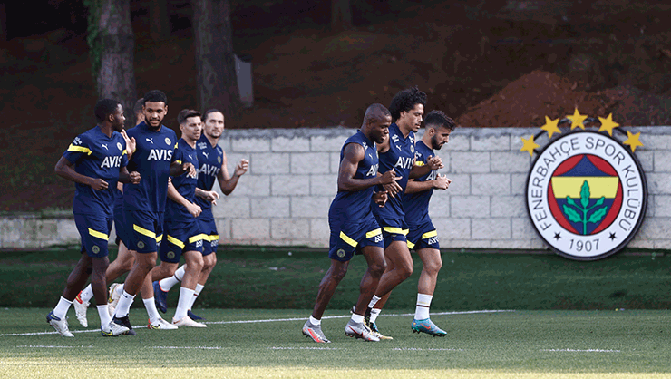 Fenerbahçe, Konyaspor maçına hazırlanıyor