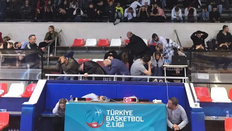 Basketbol maçında deprem tatbikatı