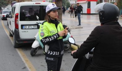 Trafik ekipleri önce denetledi, sonra bilgilendirdi