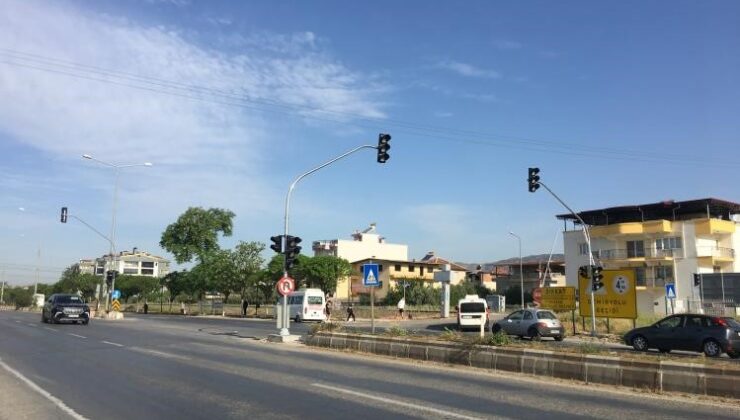 İncirliova’da Trafik Işığı Sayısı Yükseldi