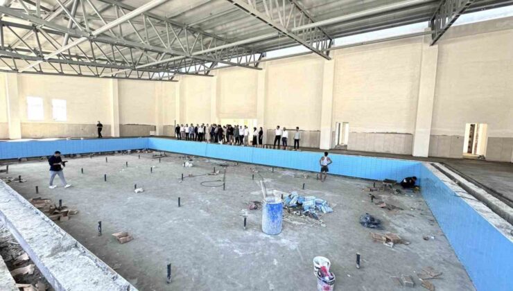 İncirliova Gençlik Merkezi inşaatı tüm hızıyla sürüyor