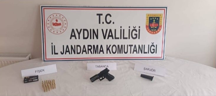 Şüpheli şahsın üzerinden tabanca ele geçirildi
