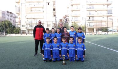 EFELER BELEDİYESİ FUTBOL TURNUVASI BAŞLADI