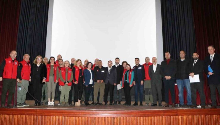 ‘Dirençli ve Bilinçli Söke’ paneli gerçekleştirildi