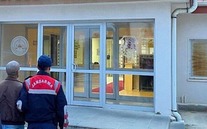 Hakkında 26 adet yakalama kararı bulunan şahıs Didim’de yakalandı
