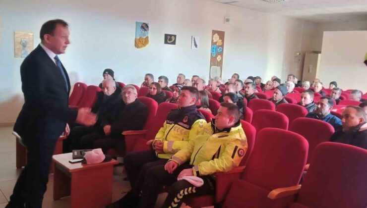 Karacasu’da okul servis araçları için güvenlik toplantısı düzenlendi