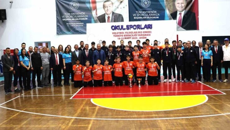 Aydın’da düzenlenen Okullar Arası Türkiye Voleybol Şampiyonası sona erdi