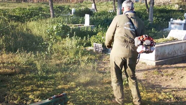 Germencik Belediyesi, bayram öncesi mezarlıklarda bakım çalışması başlattı