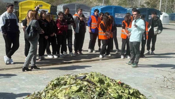 Söke’de gençler geri dönüşüm bilinci kazanıyor