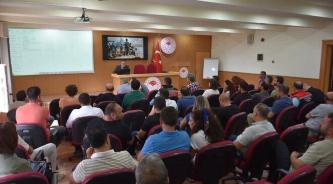 Aydın’da veterinerlere ’numune alma’ eğitimi verildi