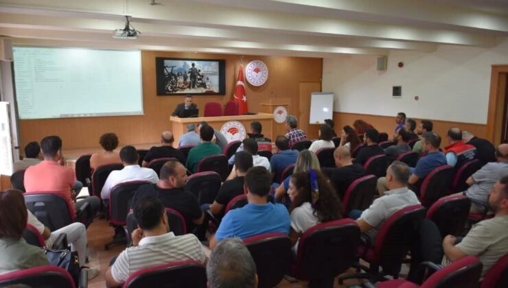 Aydın’da veterinerlere ’numune alma’ eğitimi verildi